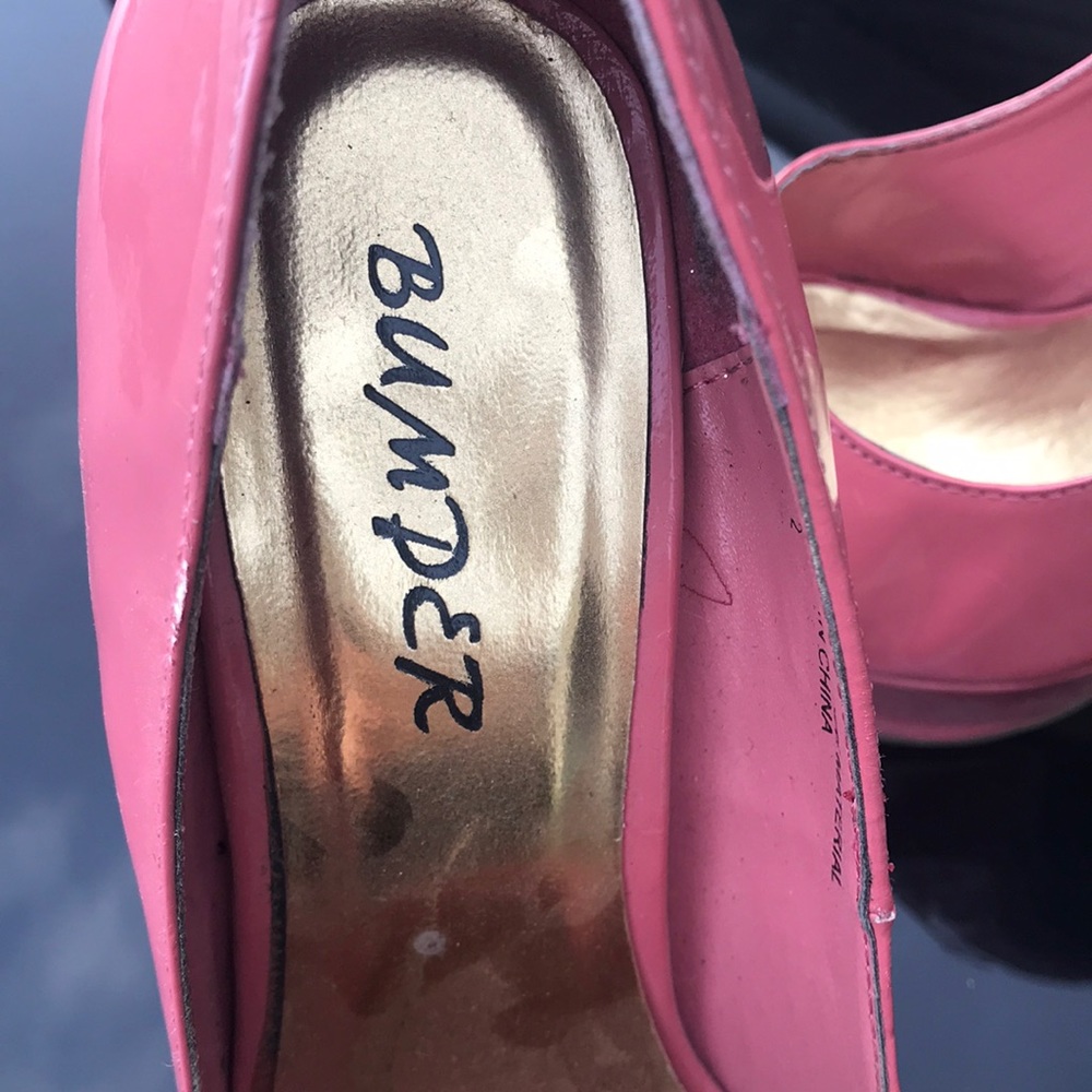 Heels - Picture 3 of 6